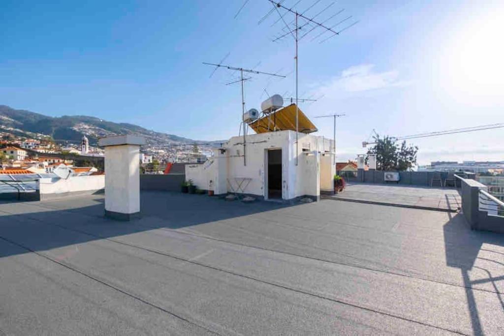 Lux City Center Apartment Funchal  Bagian luar foto